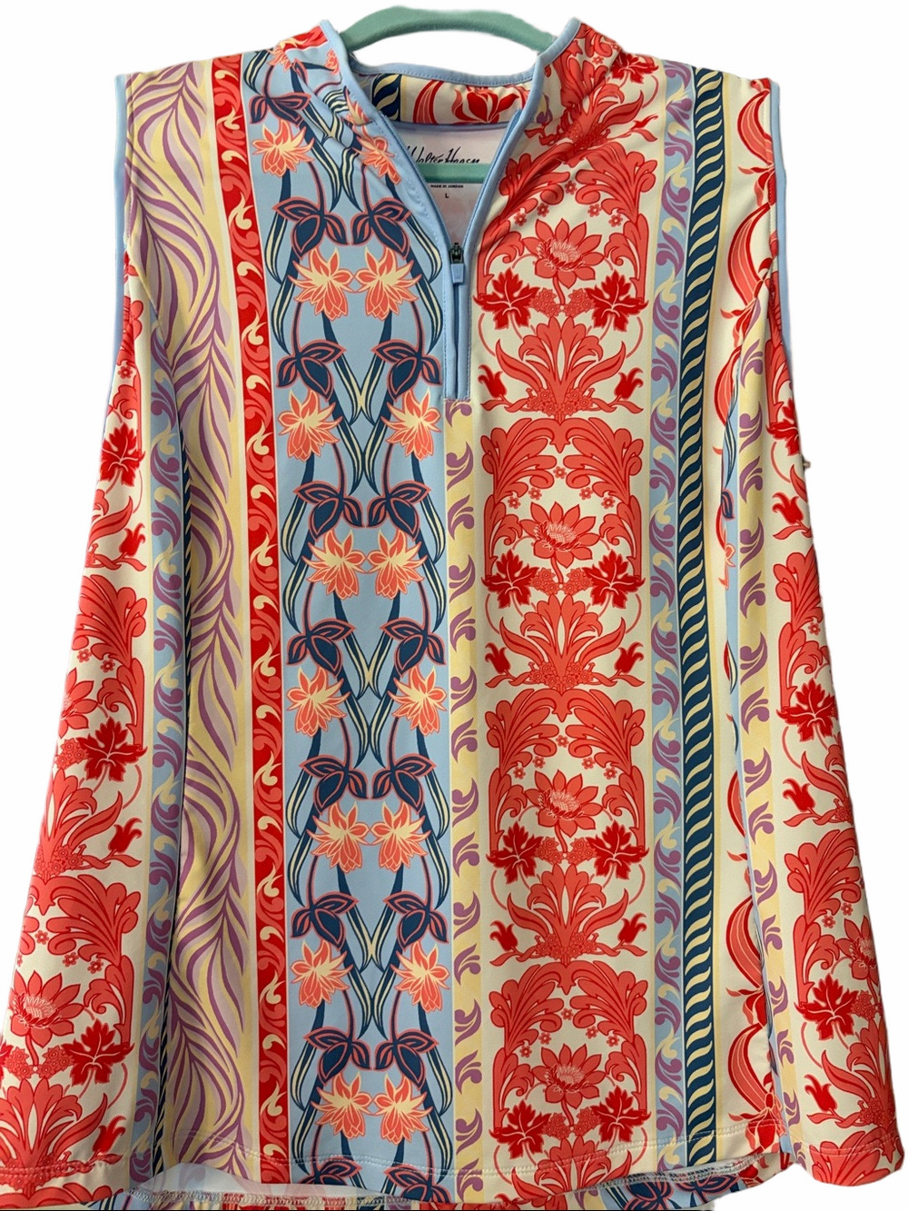 Walter Hagen women’s Performance pullover 1/4 zip in River flourish size Large.
